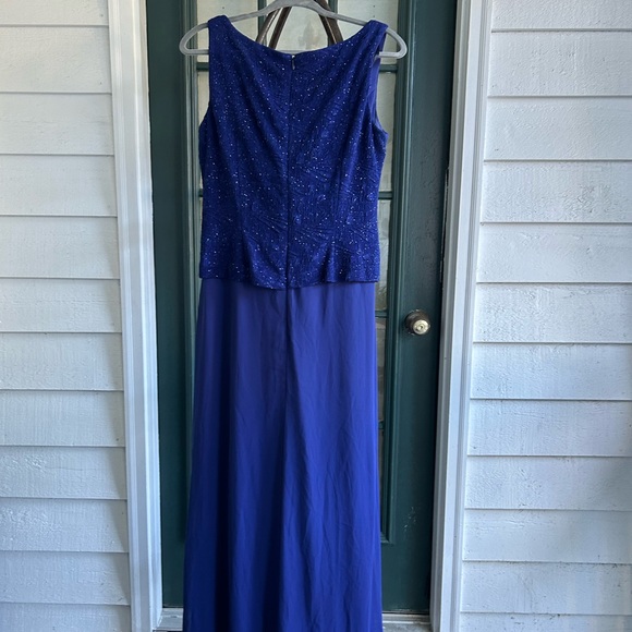 Alex Evenings Formal Dark Blue Dress with Sparkle Detailed Bodice Size 12 - Picture 3 of 6
